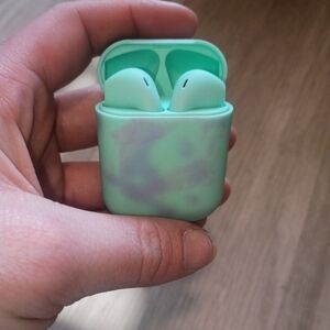 InPods 12 Simple Wireless Earbuds